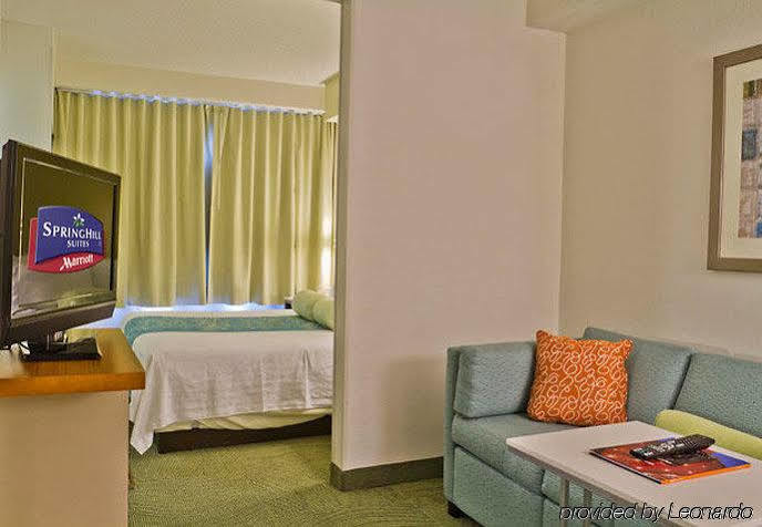 Springhill Suites By Marriott Charlotte Airport Bagian luar foto